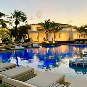 Hodges Bay & Resort St. John's